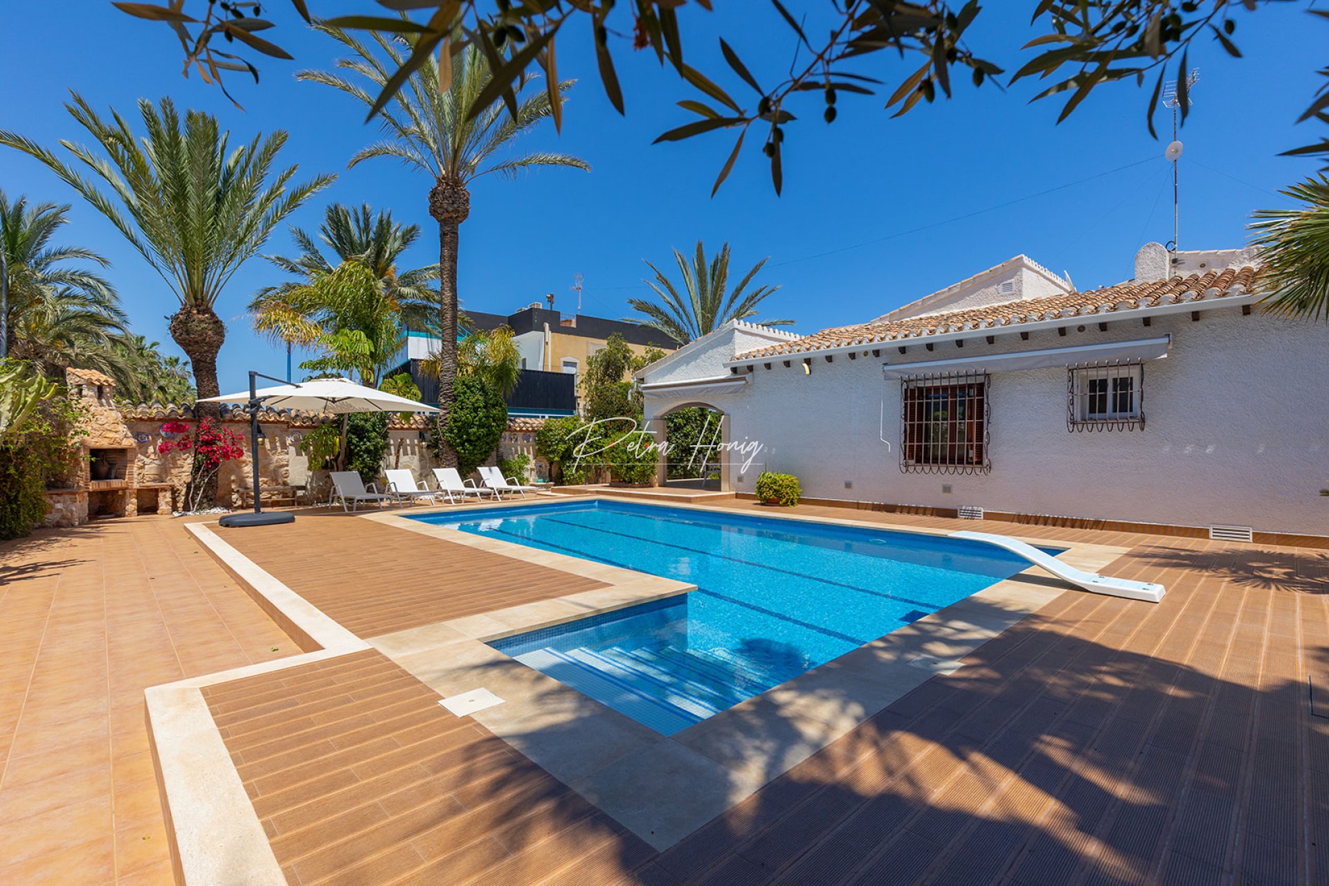 Til Salgs - Villa - Orihuela Costa - Punta Prima