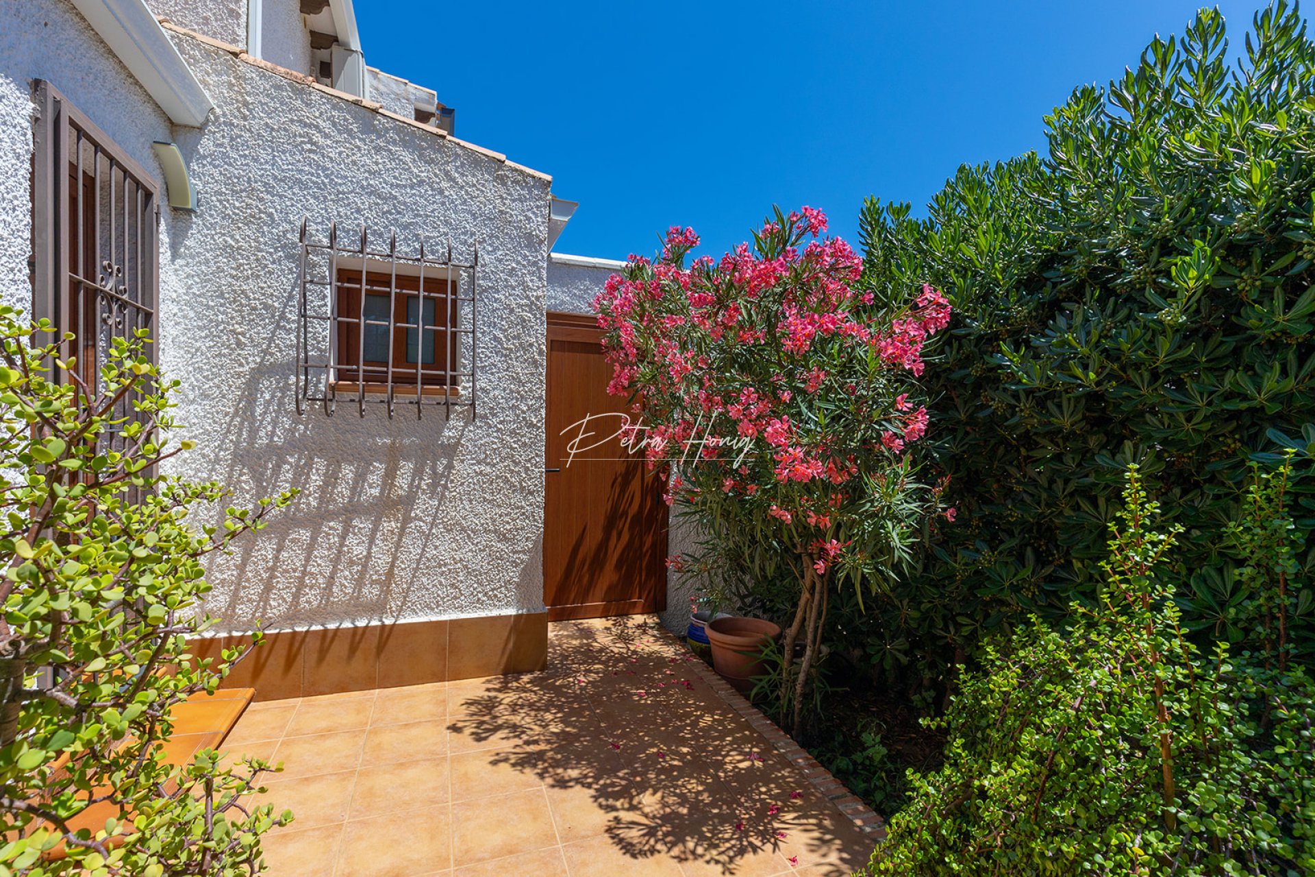 Til Salgs - Villa - Orihuela Costa - Punta Prima
