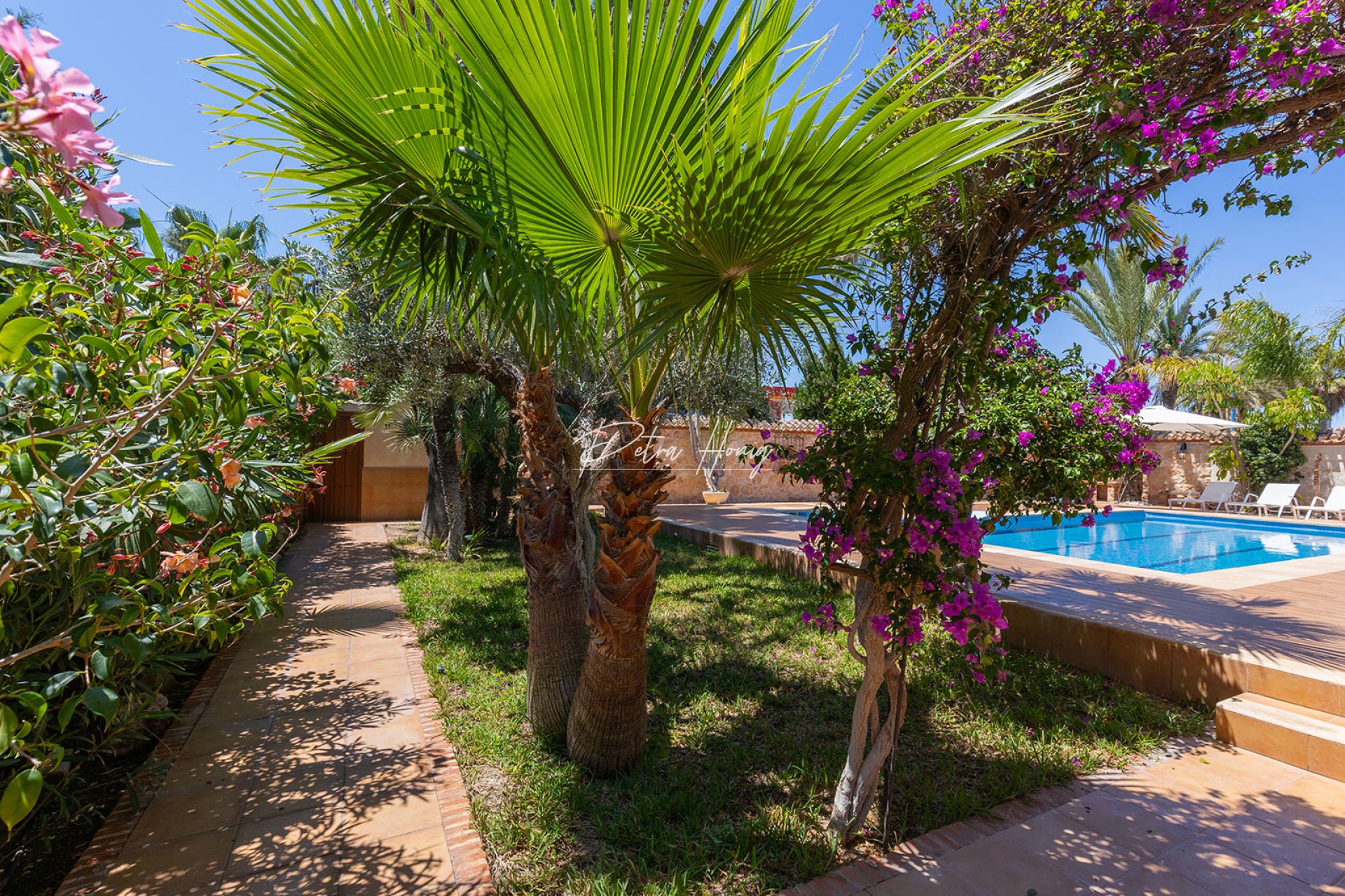 Til Salgs - Villa - Orihuela Costa - Punta Prima