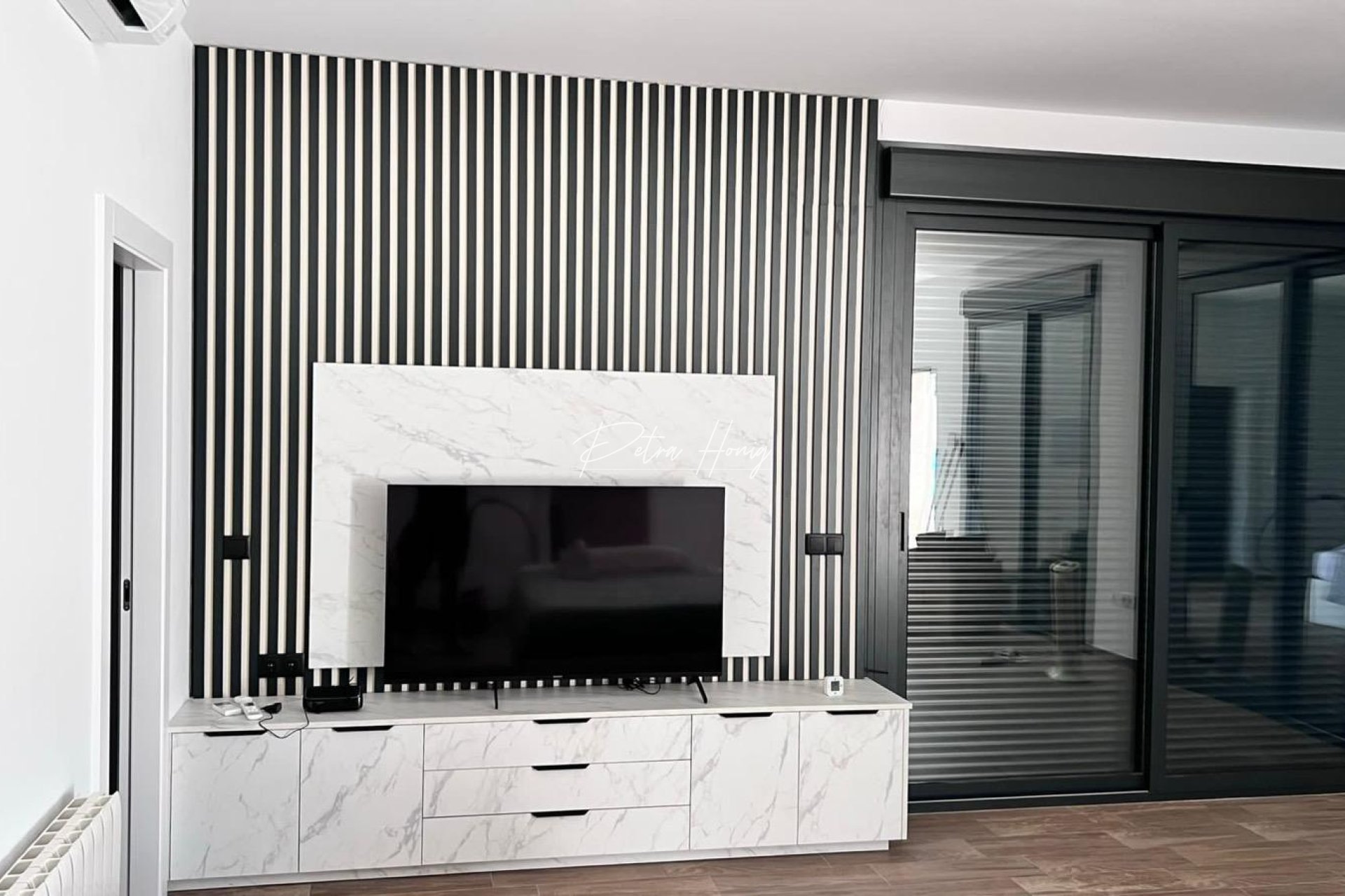 Til Salgs - Villa - Orihuela Costa - Villamartin
