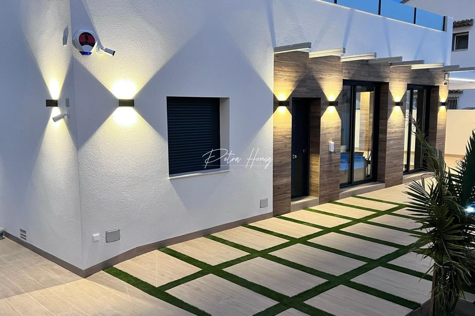 Til Salgs - Villa - Orihuela Costa - Villamartin