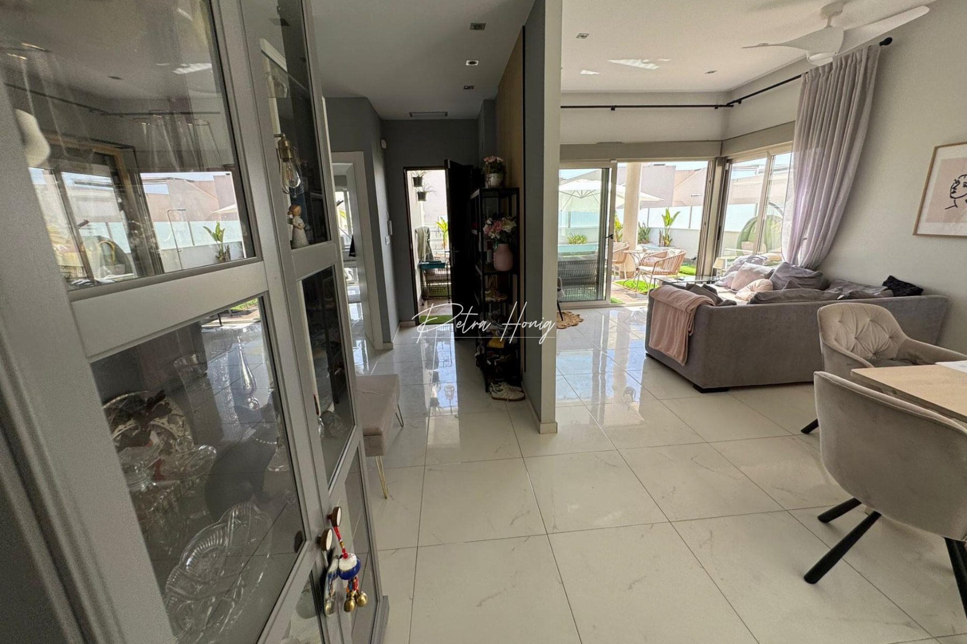 Til Salgs - Villa - Orihuela Costa - Villamartin