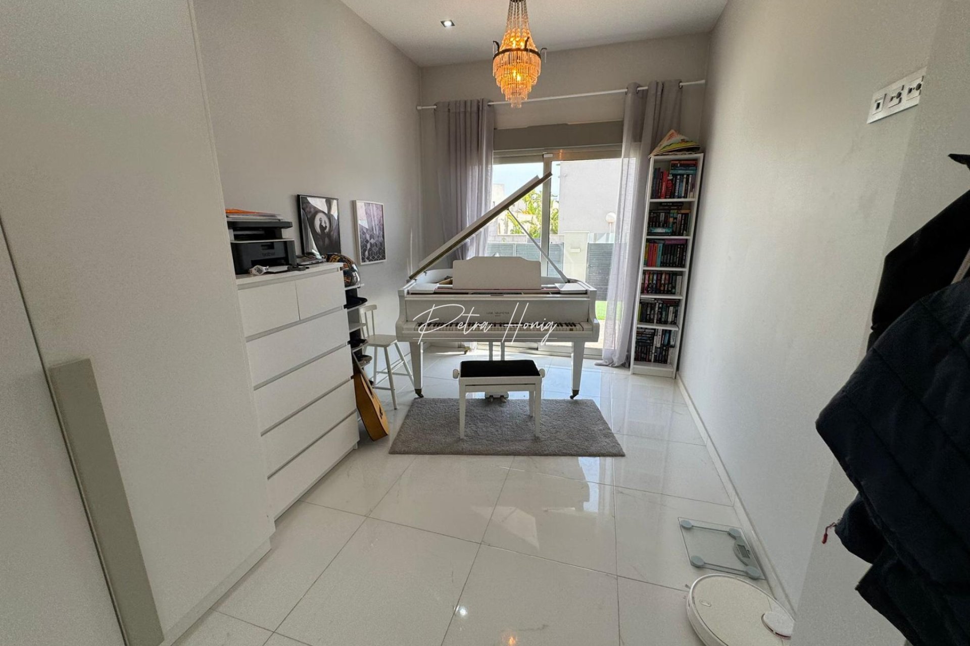 Til Salgs - Villa - Orihuela Costa - Villamartin