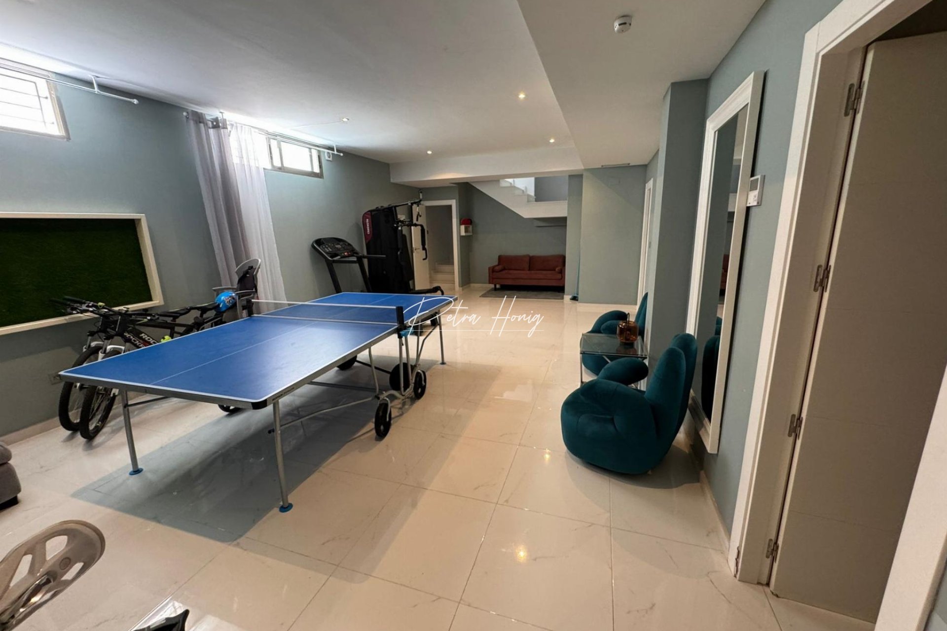 Til Salgs - Villa - Orihuela Costa - Villamartin