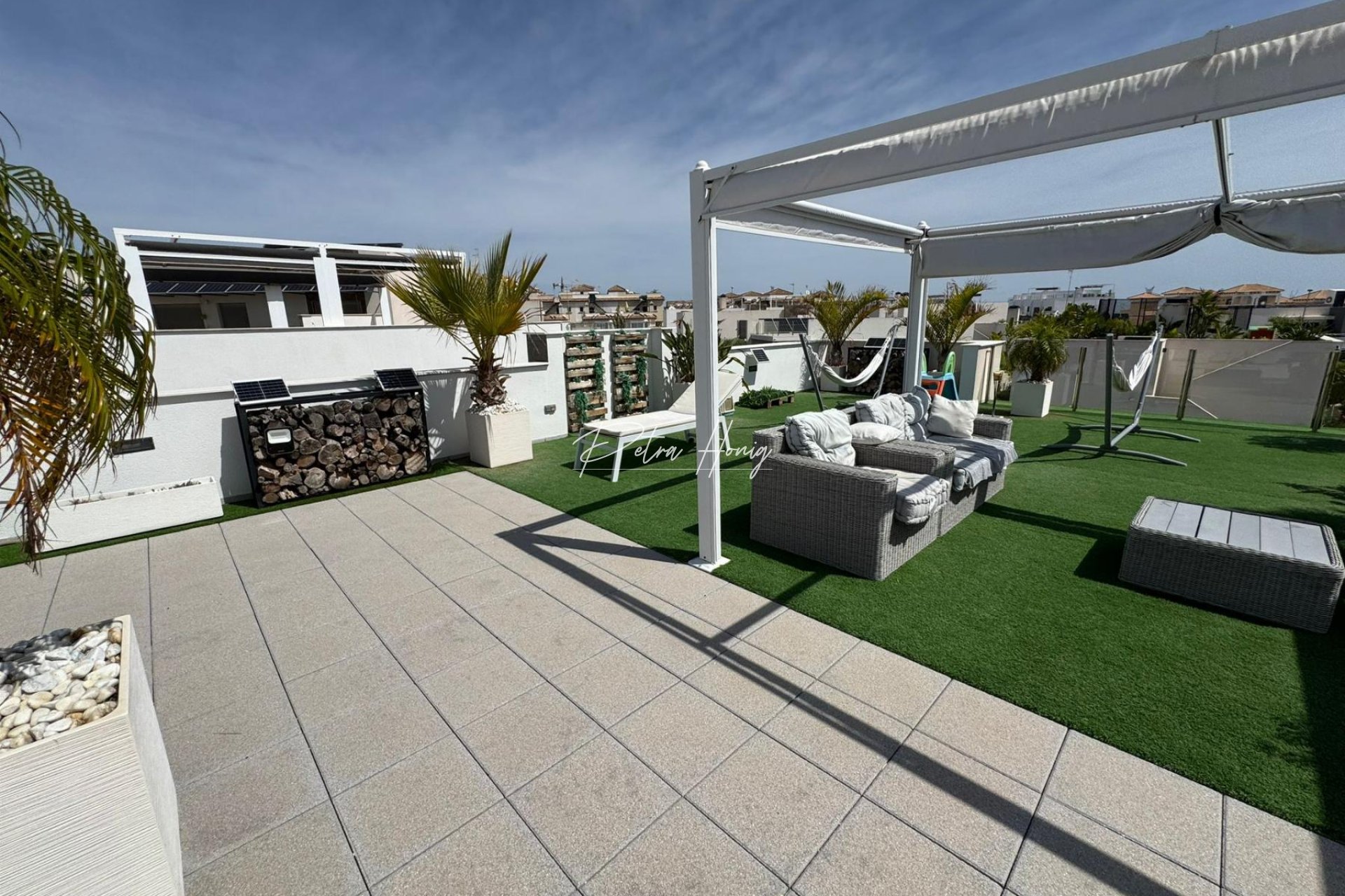 Til Salgs - Villa - Orihuela Costa - Villamartin