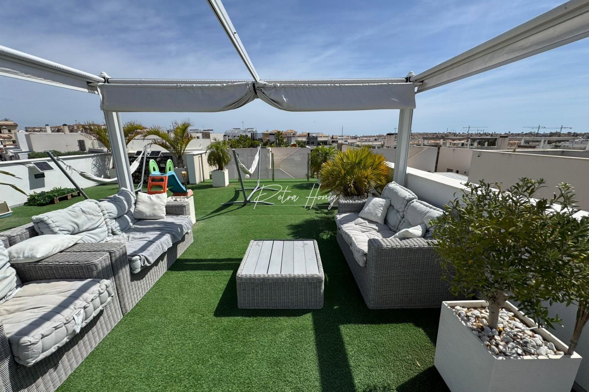 Til Salgs - Villa - Orihuela Costa - Villamartin