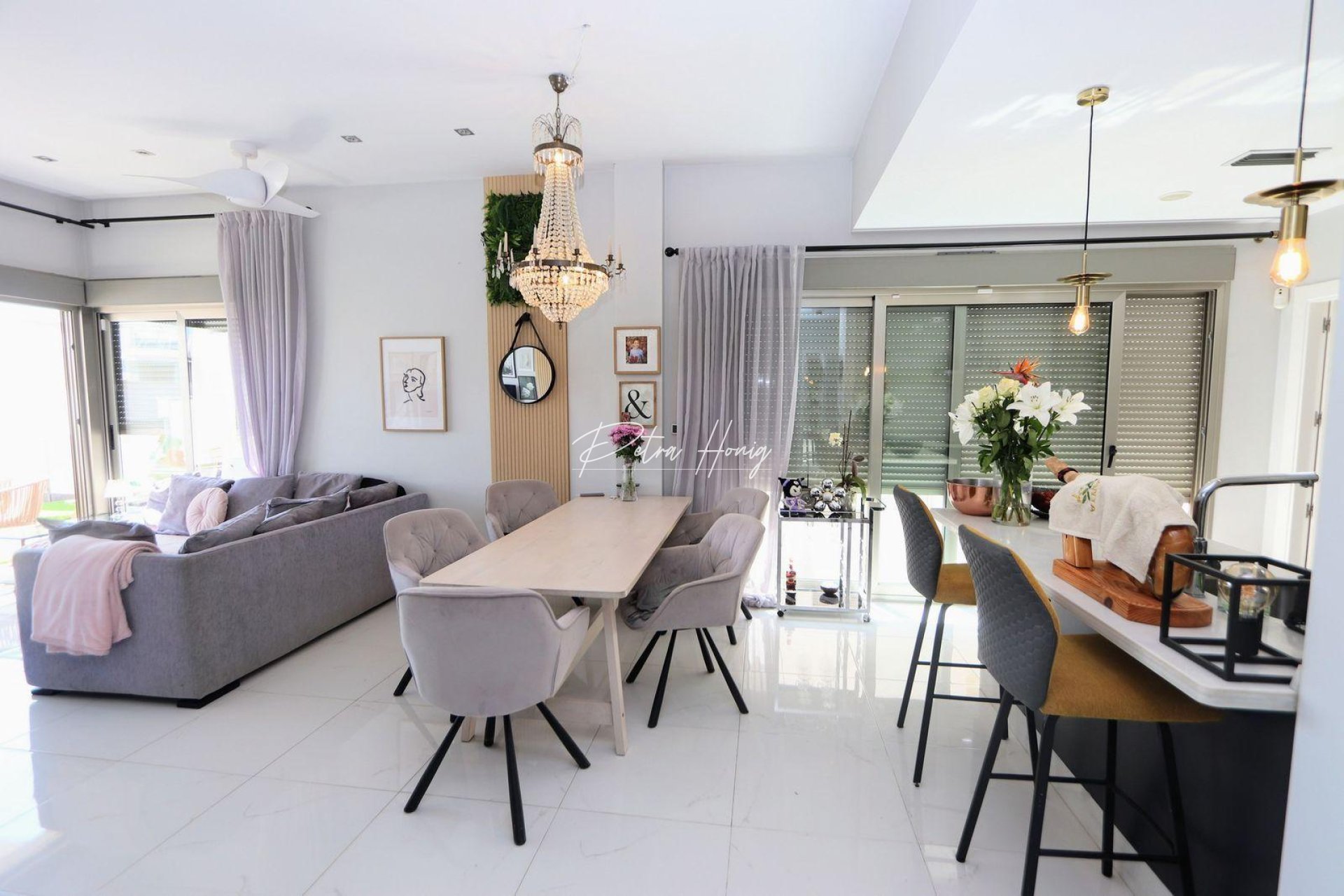Til Salgs - Villa - Orihuela Costa - Villamartin