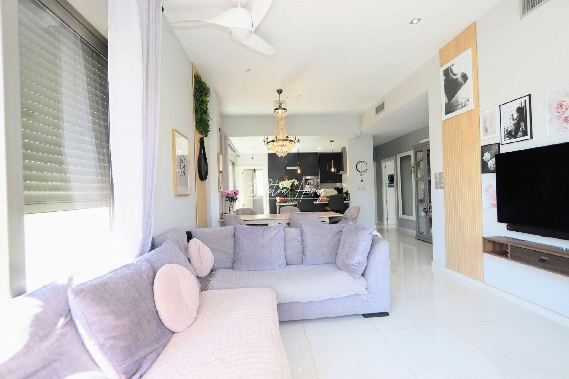 Til Salgs - Villa - Orihuela Costa - Villamartin