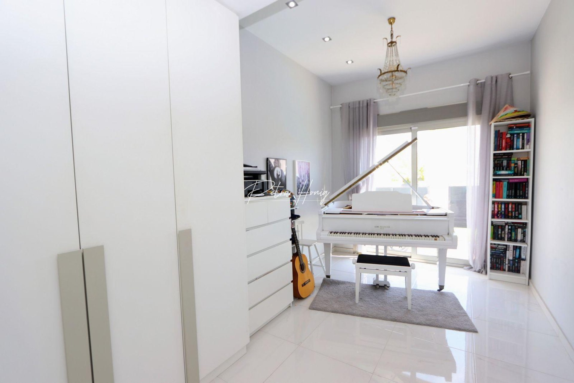 Til Salgs - Villa - Orihuela Costa - Villamartin