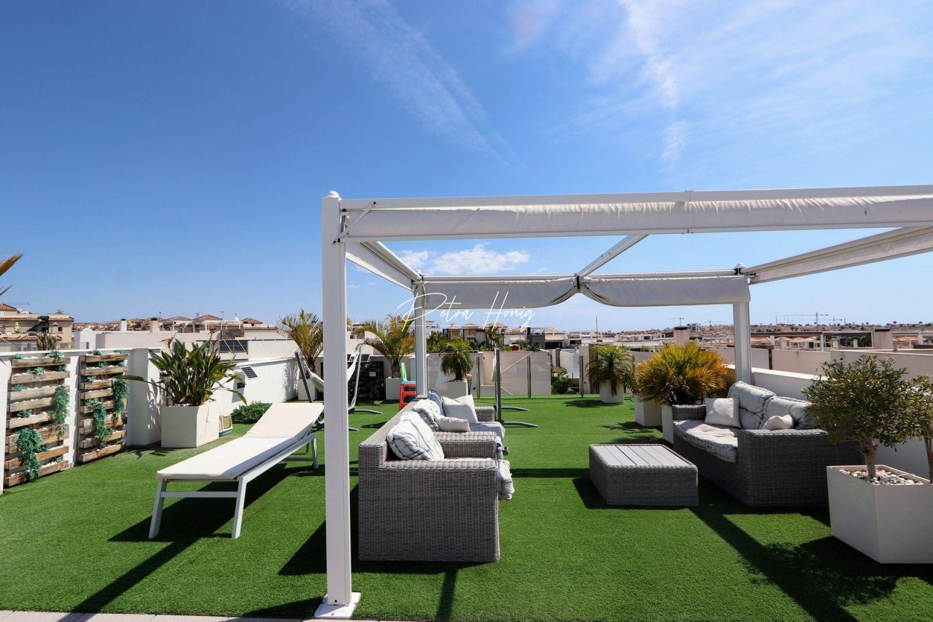 Til Salgs - Villa - Orihuela Costa - Villamartin