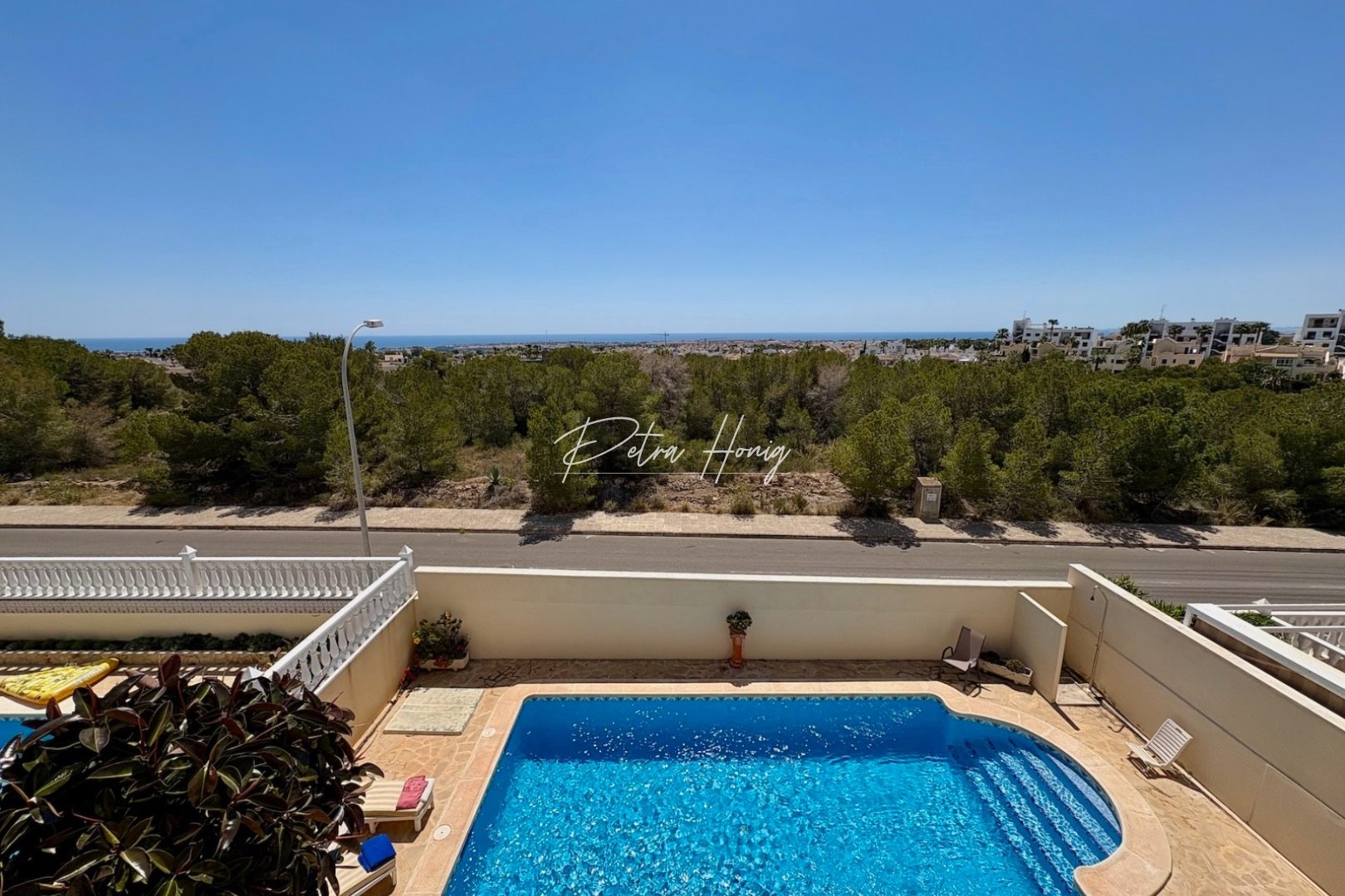 Til Salgs - Villa - Orihuela Costa - Villamartin