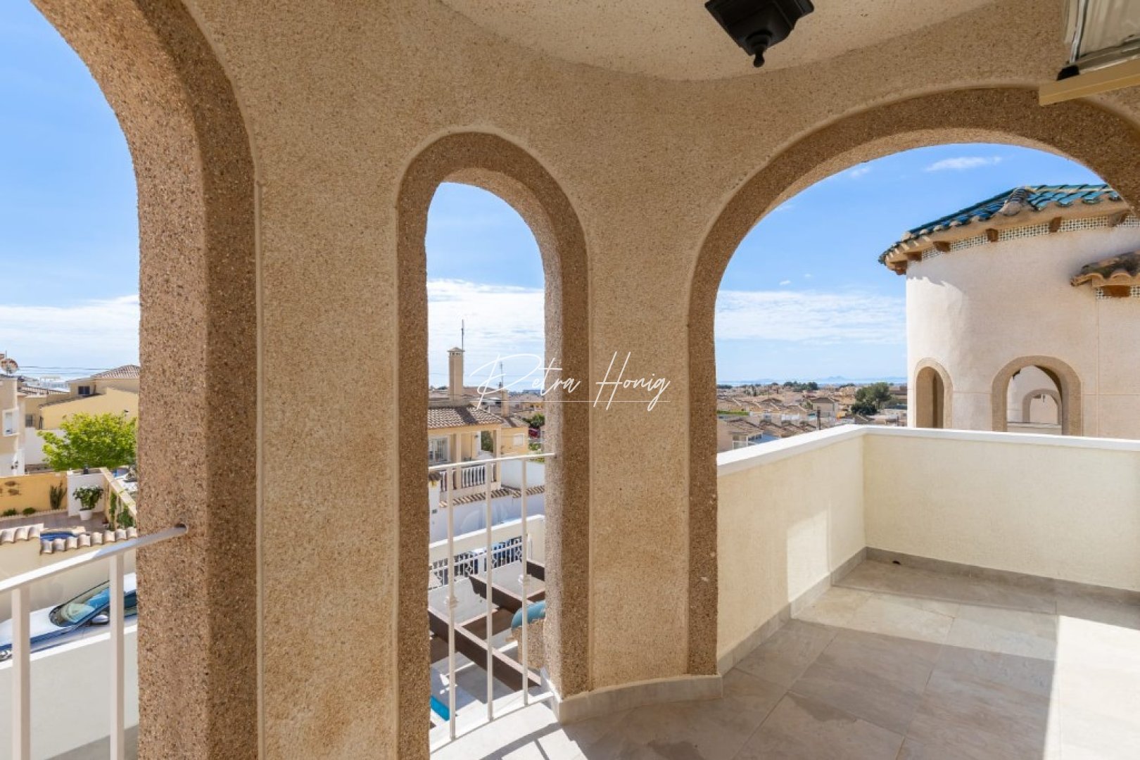 Til Salgs - Villa - Orihuela Costa - Villamartin