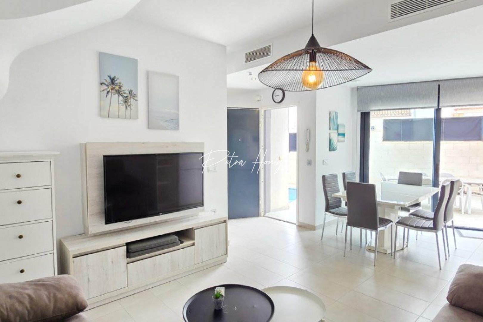 Til Salgs - Villa - Orihuela Costa - Villamartin