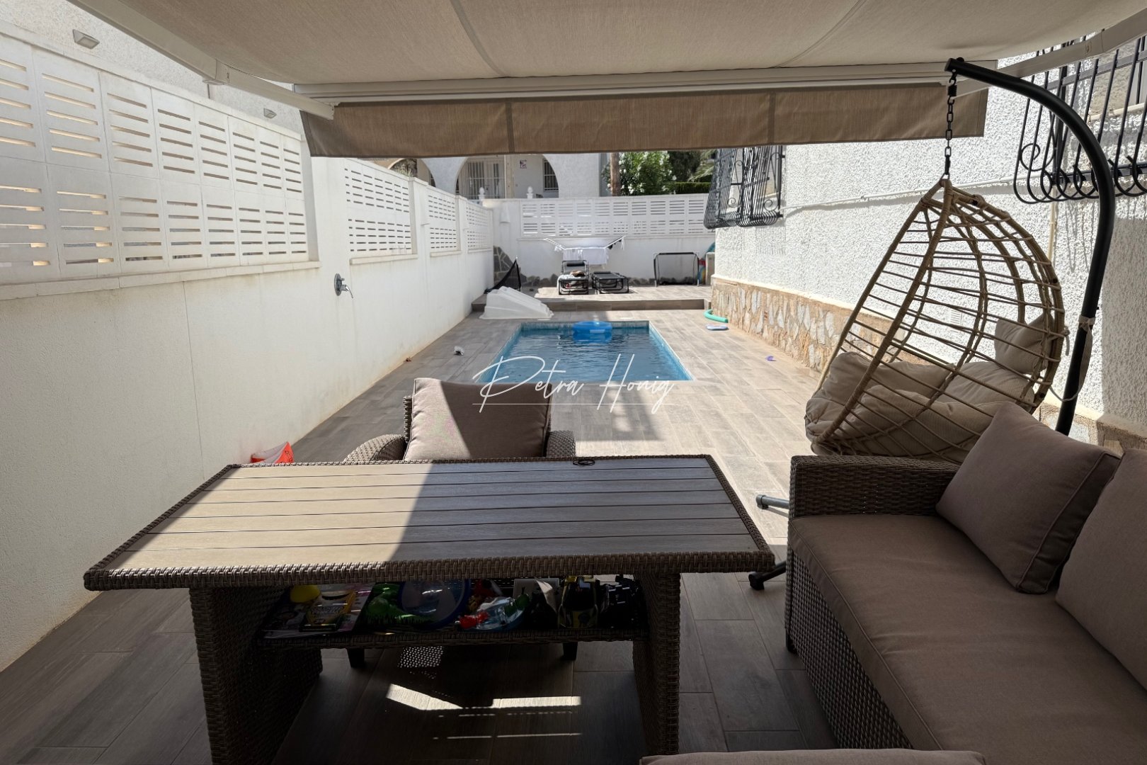 Til Salgs - Villa - Orihuela Costa - Villamartin