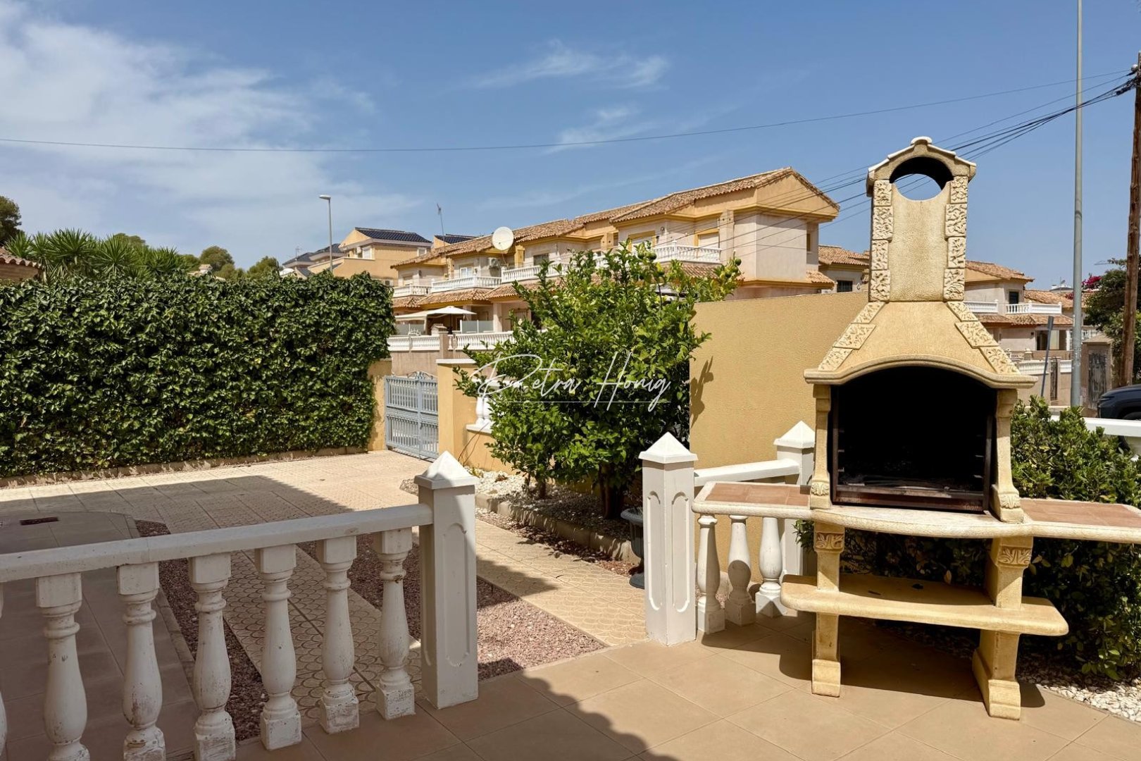 Til Salgs - Villa - Orihuela Costa - Villamartin