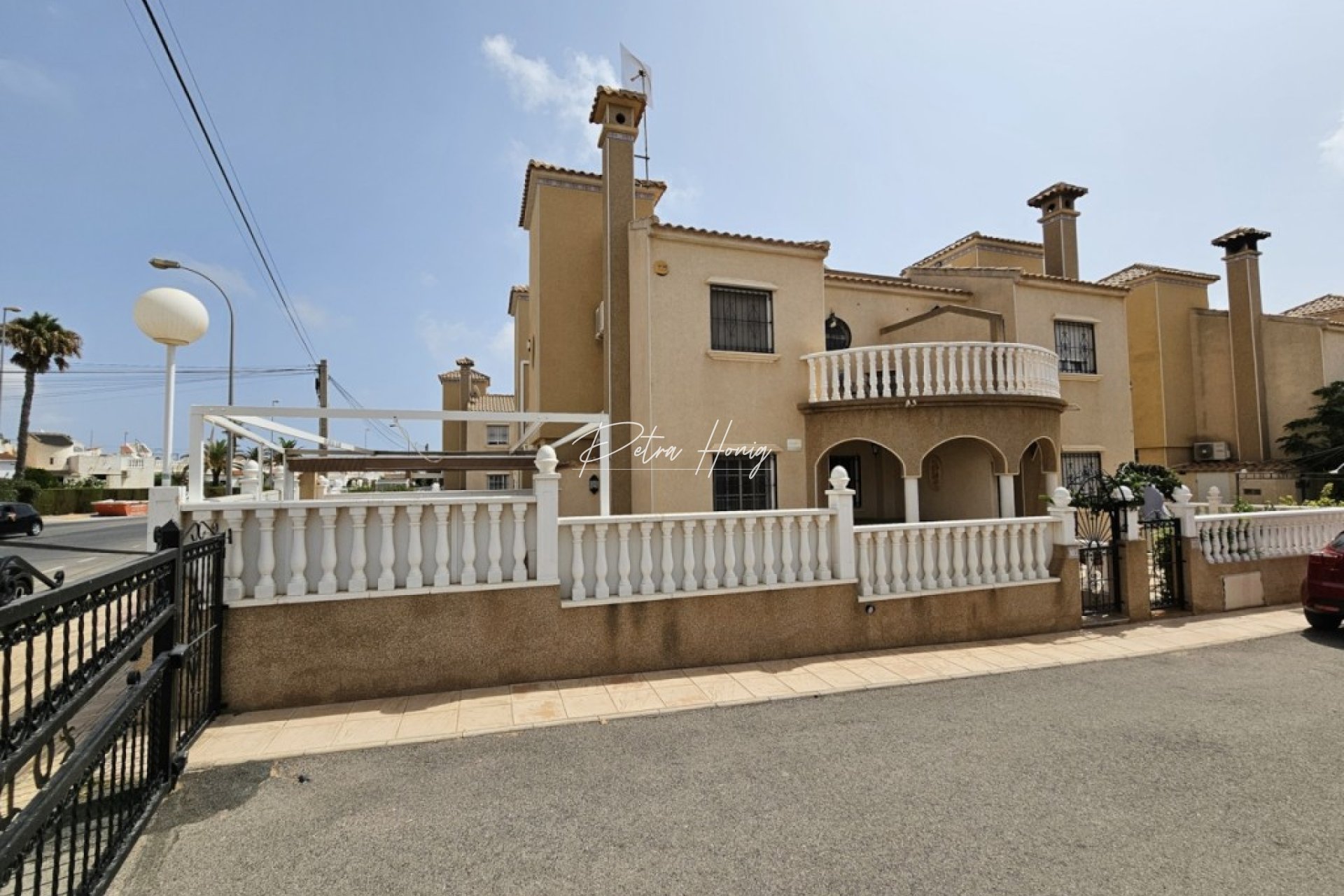 Til Salgs - Villa - Orihuela Costa