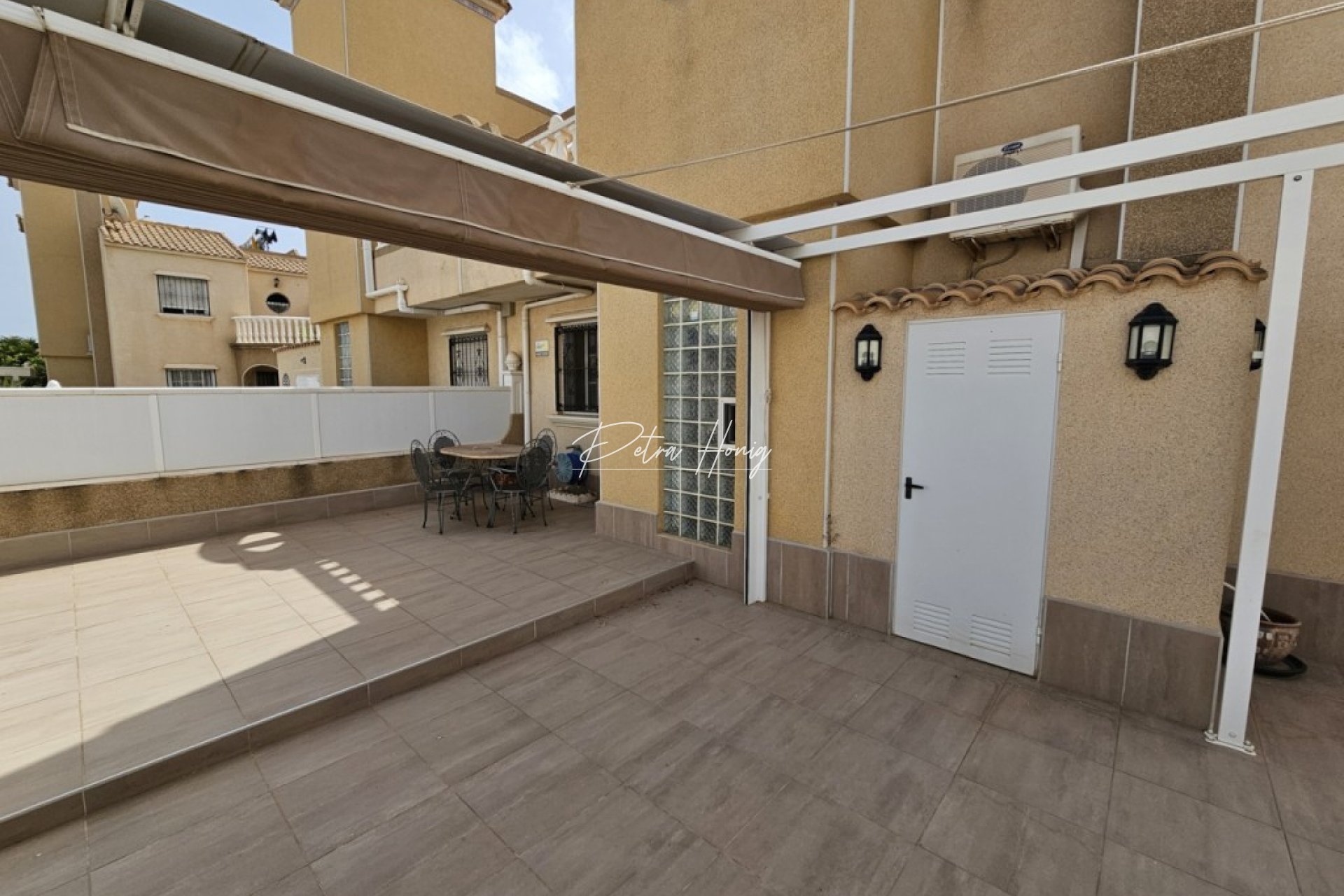 Til Salgs - Villa - Orihuela Costa