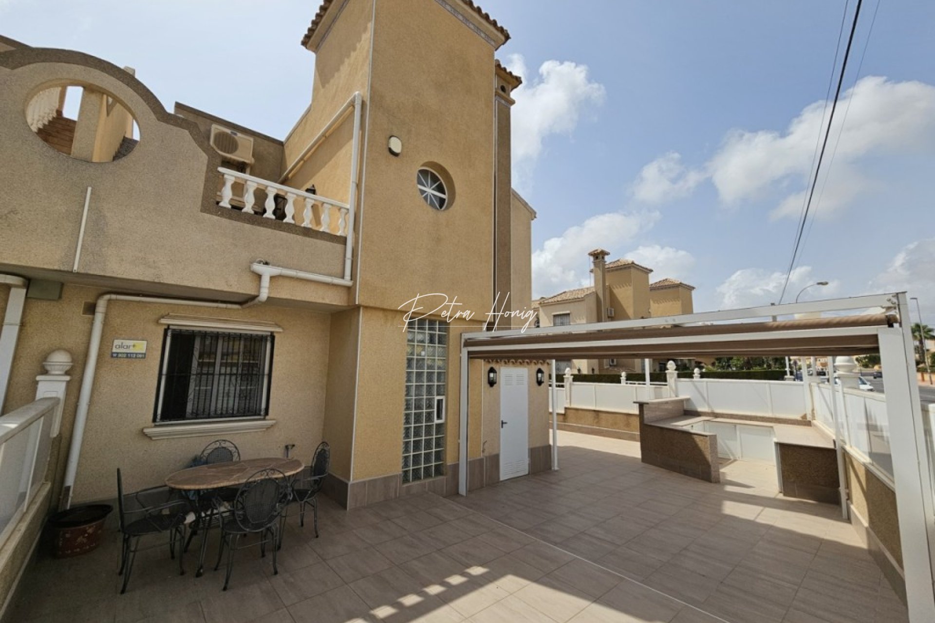 Til Salgs - Villa - Orihuela Costa