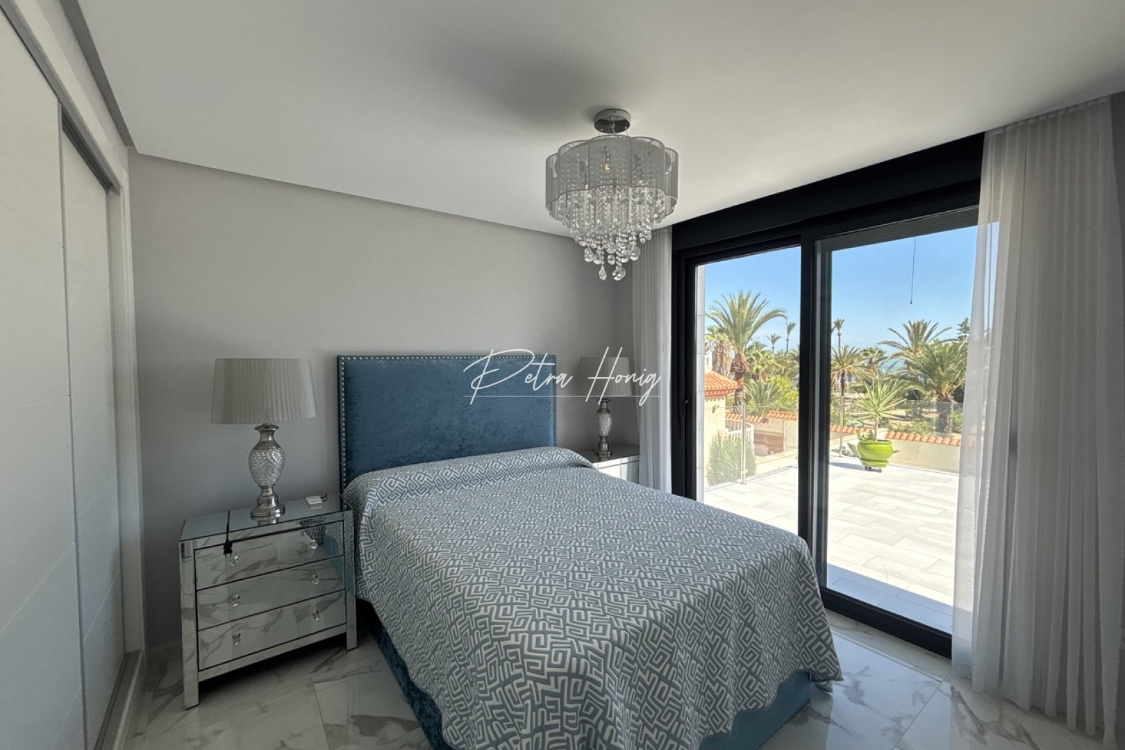 Til Salgs - Villa - Other areas - Los Urrutias