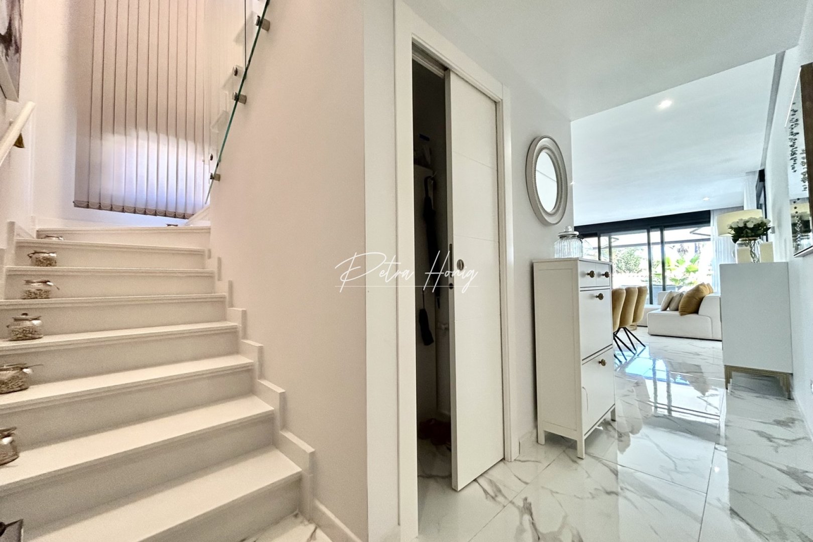 Til Salgs - Villa - Other areas - Los Urrutias