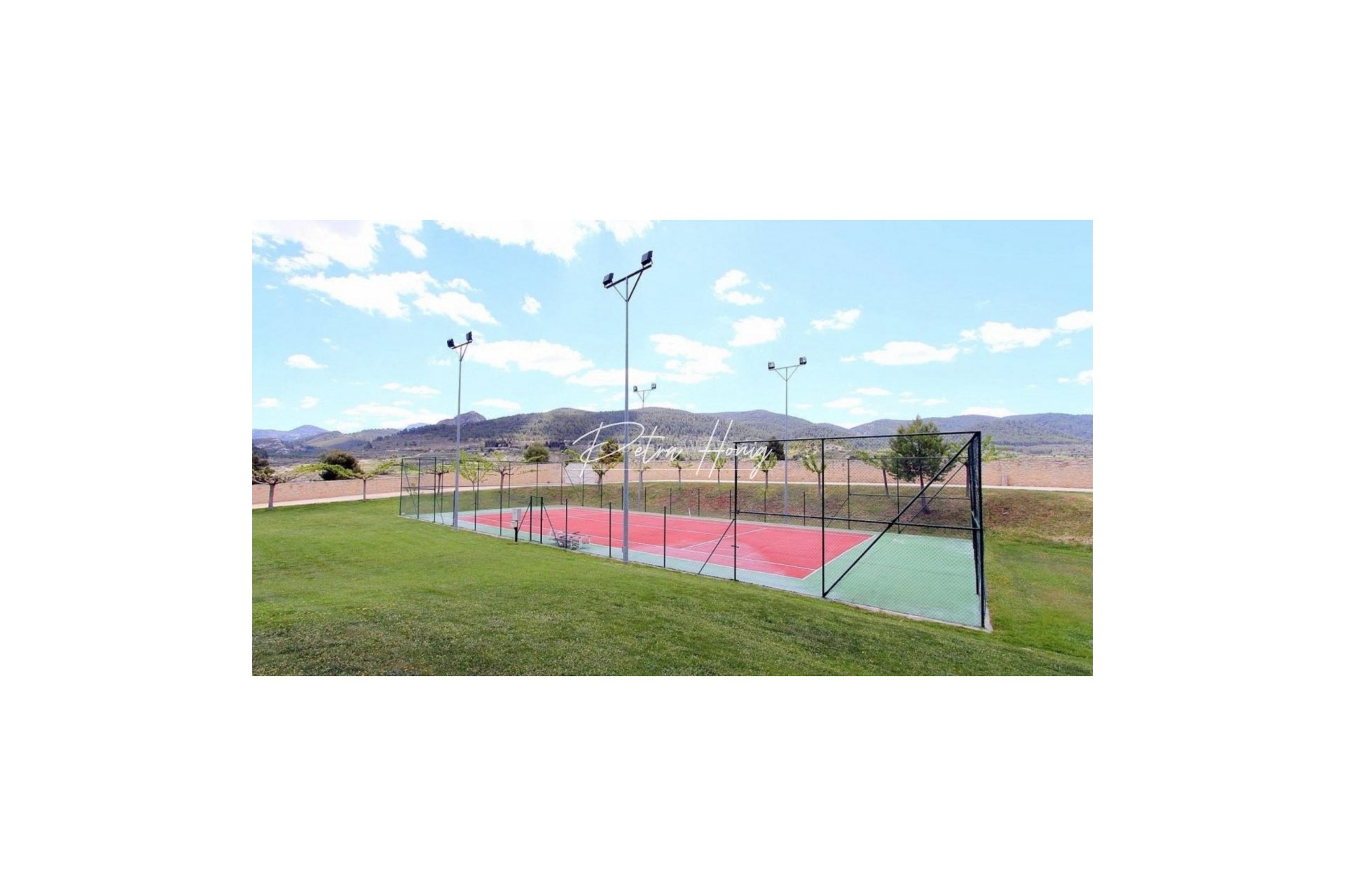 Til Salgs - Villa - Other areas - Penàguila