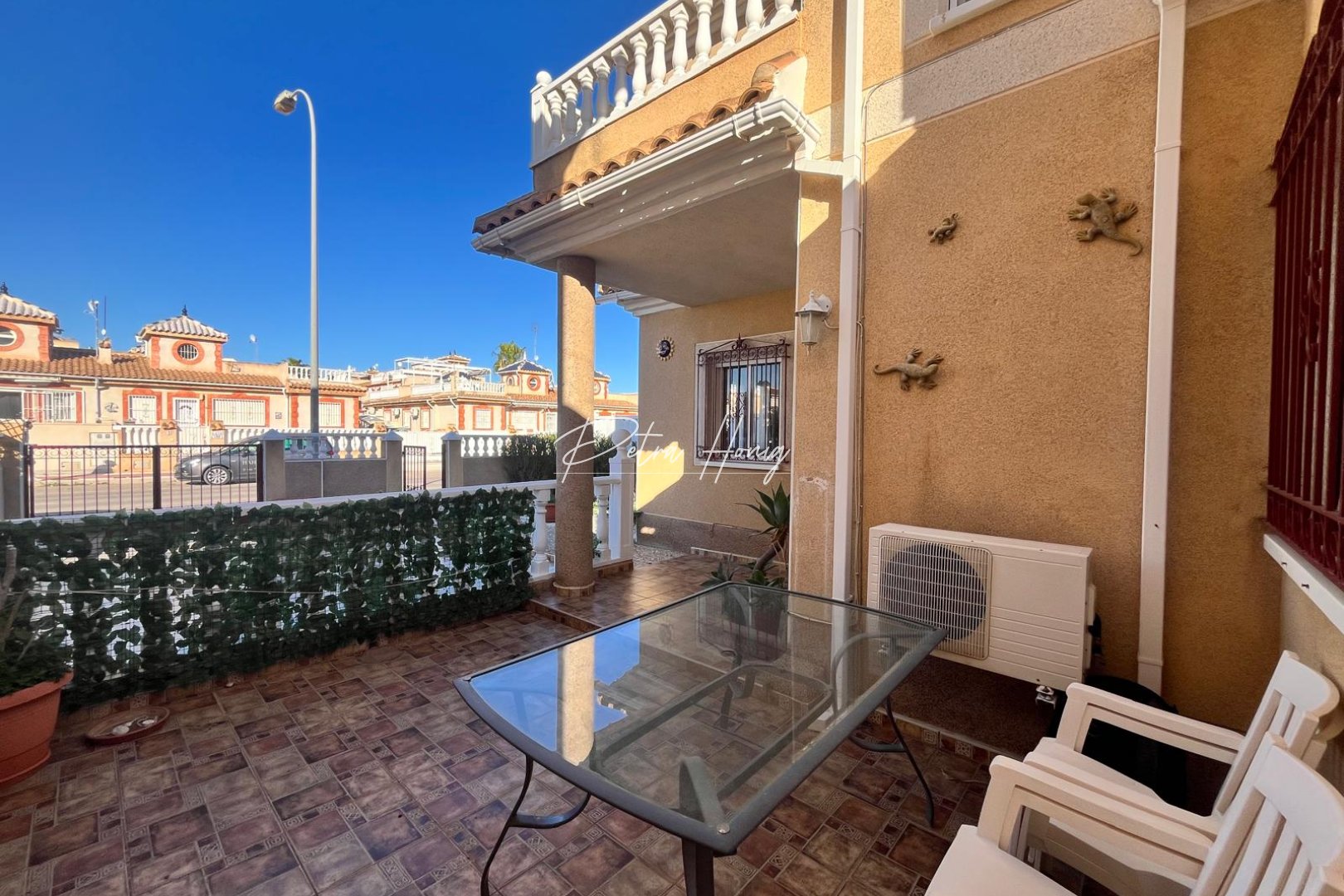 Til Salgs - Villa - Playa Flamenca - Orihuela Costa