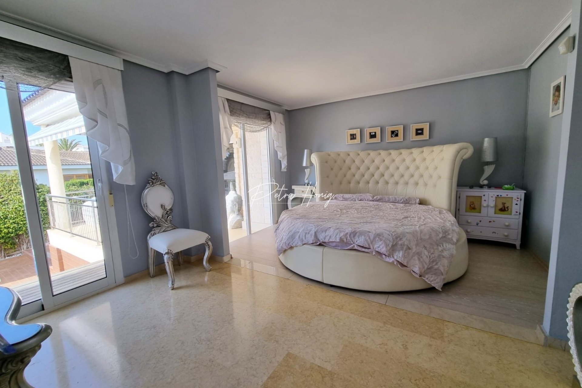 Til Salgs - Villa - Torrevieja - La Mata