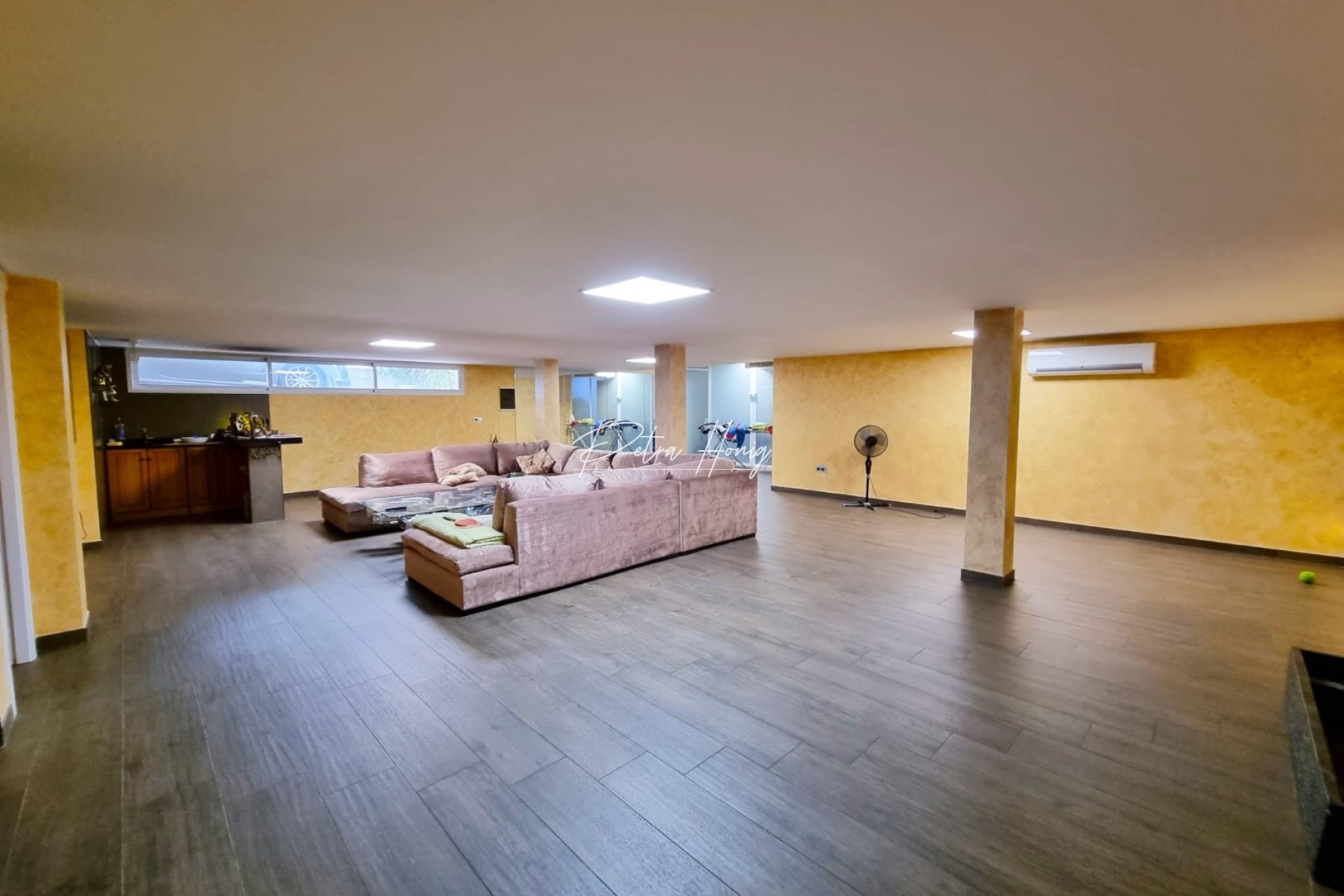 Til Salgs - Villa - Torrevieja - La Mata