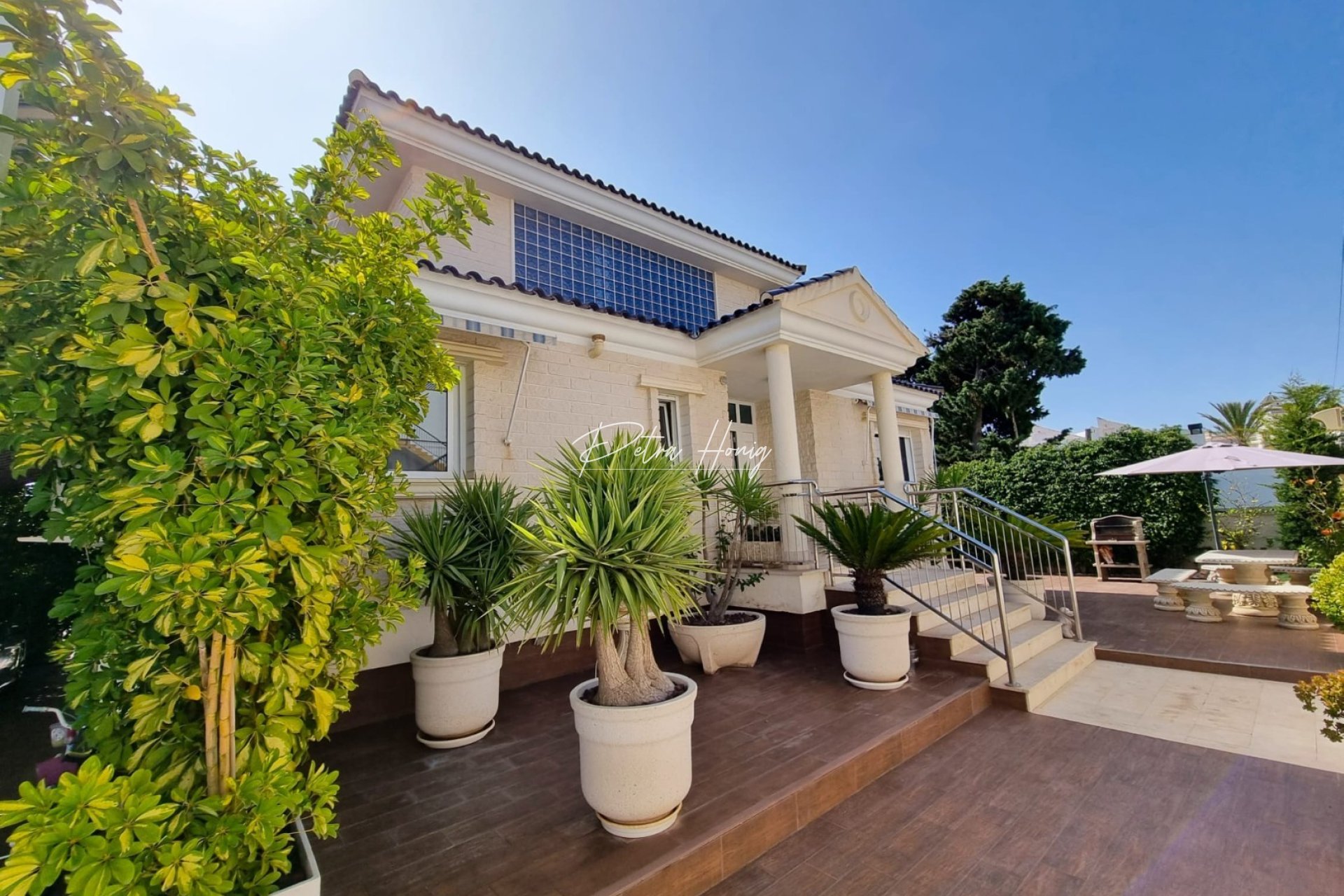 Til Salgs - Villa - Torrevieja - La Mata