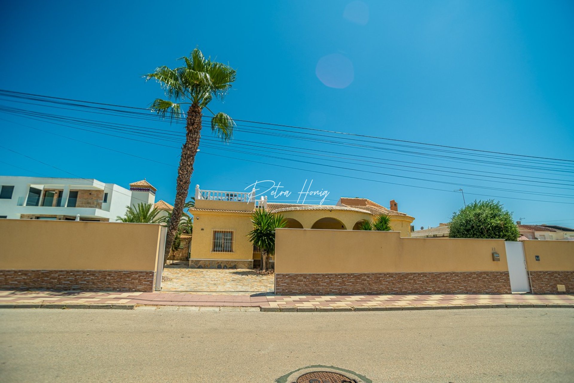Til Salgs - Villa - Torrevieja - La Siesta
