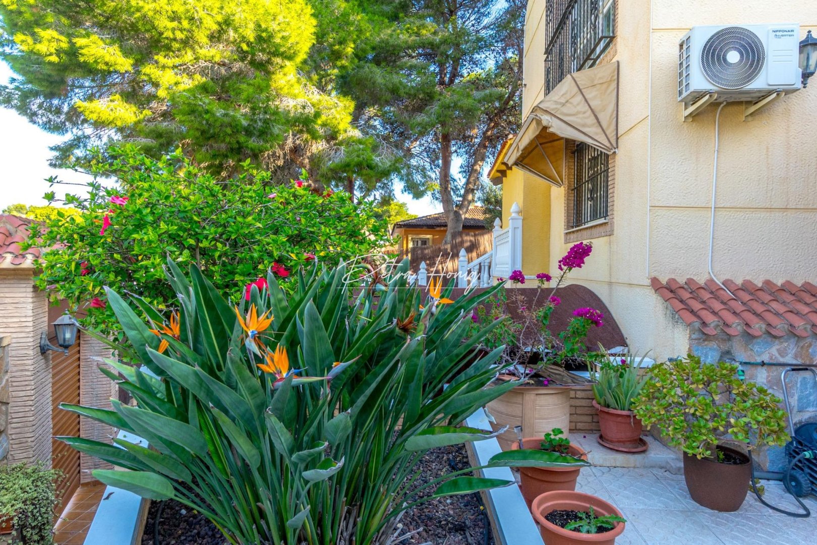 Til Salgs - Villa - Torrevieja - Los balcones