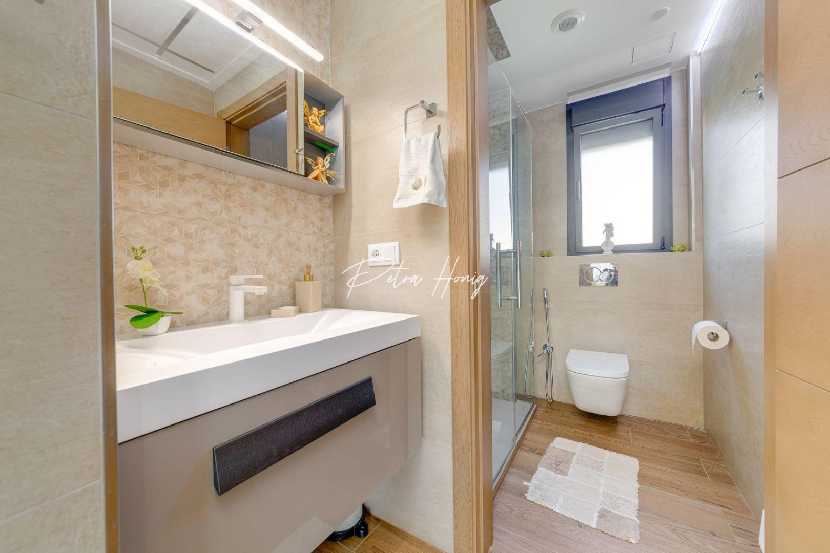 Til Salgs - Villa - Torrevieja - Los Balcones