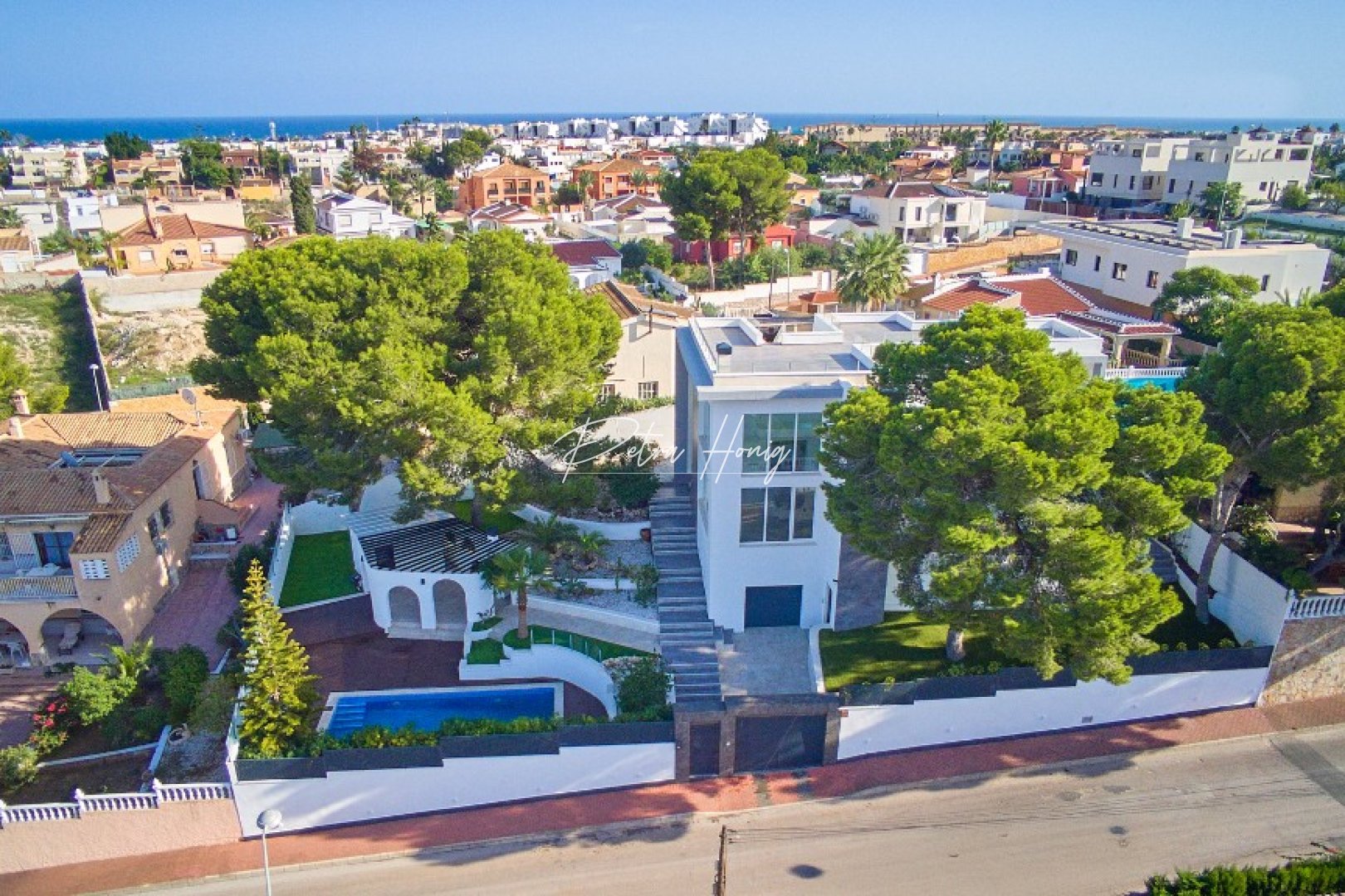 Til Salgs - Villa - Torrevieja - Los Balcones