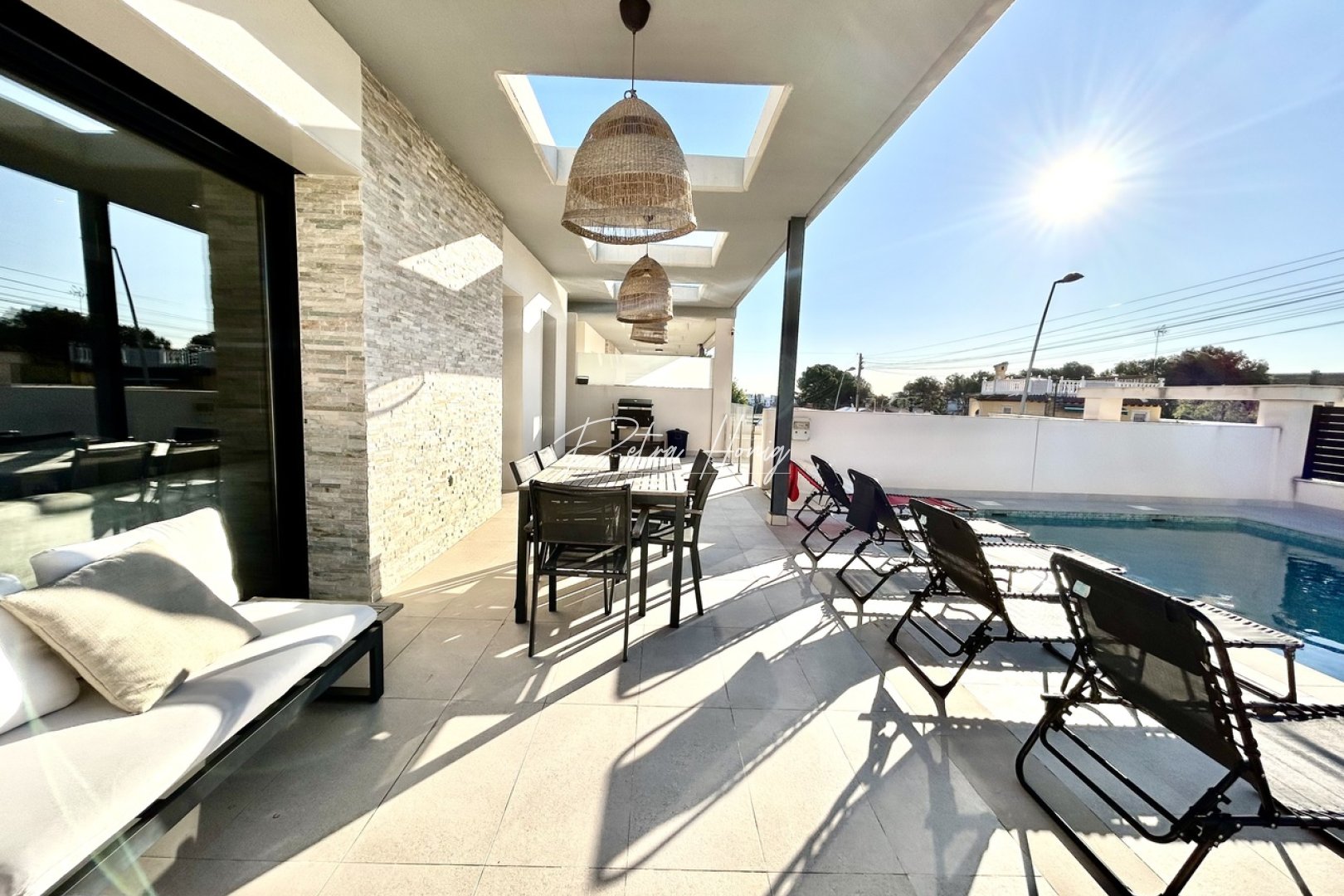 Til Salgs - Villa - Torrevieja - Los Balcones