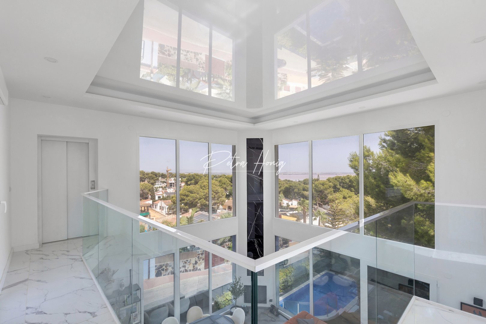 Til Salgs - Villa - Torrevieja - Los Balcones