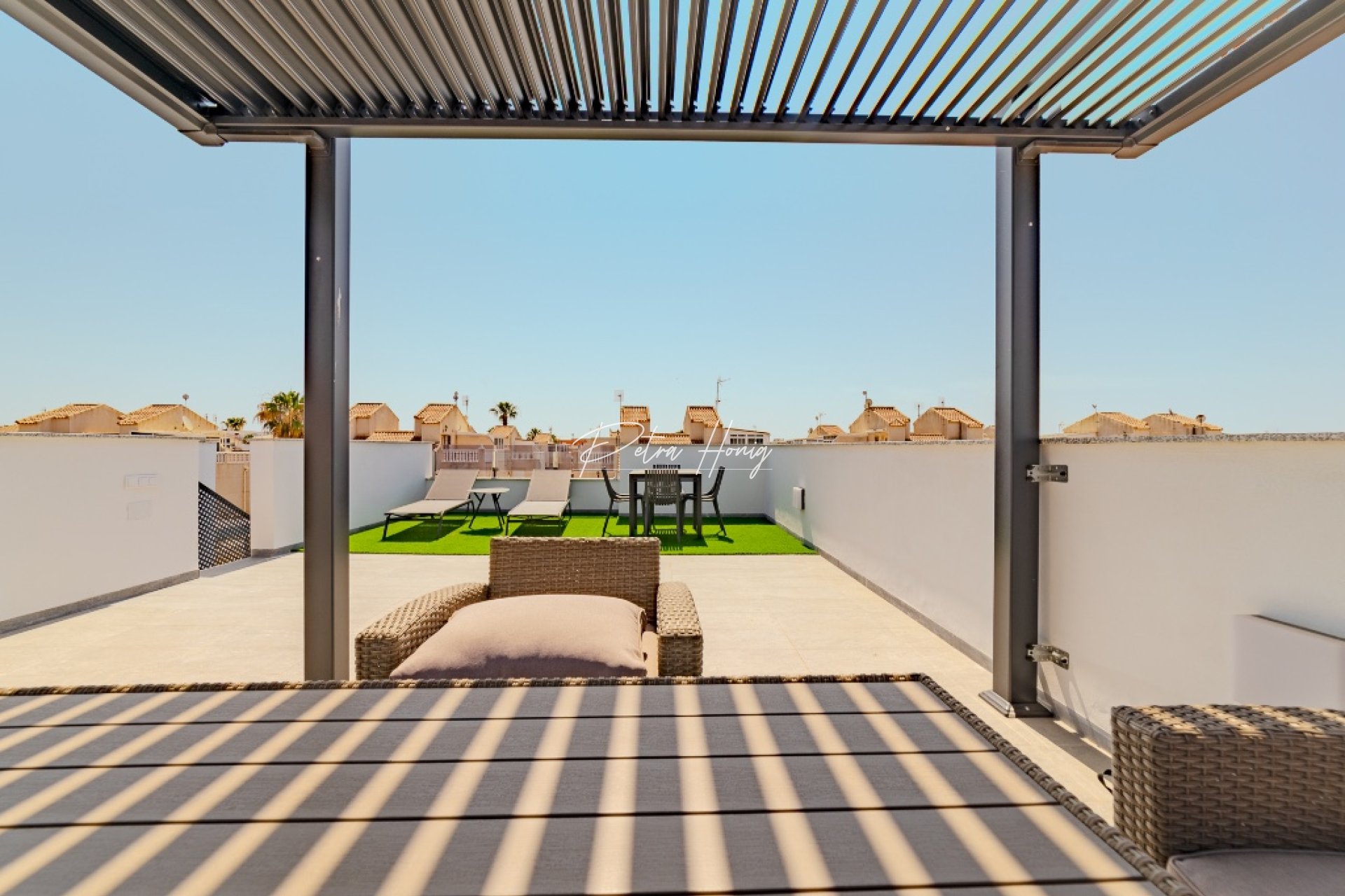 Til Salgs - Villa - Torrevieja