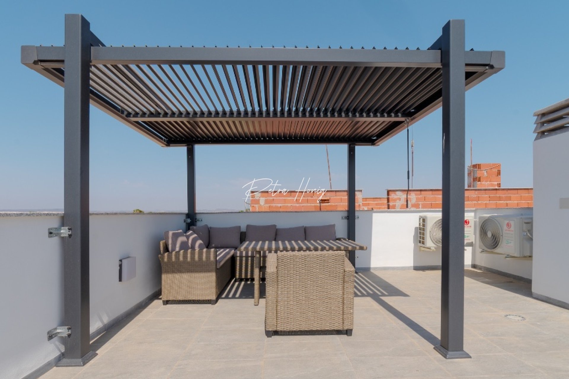 Til Salgs - Villa - Torrevieja