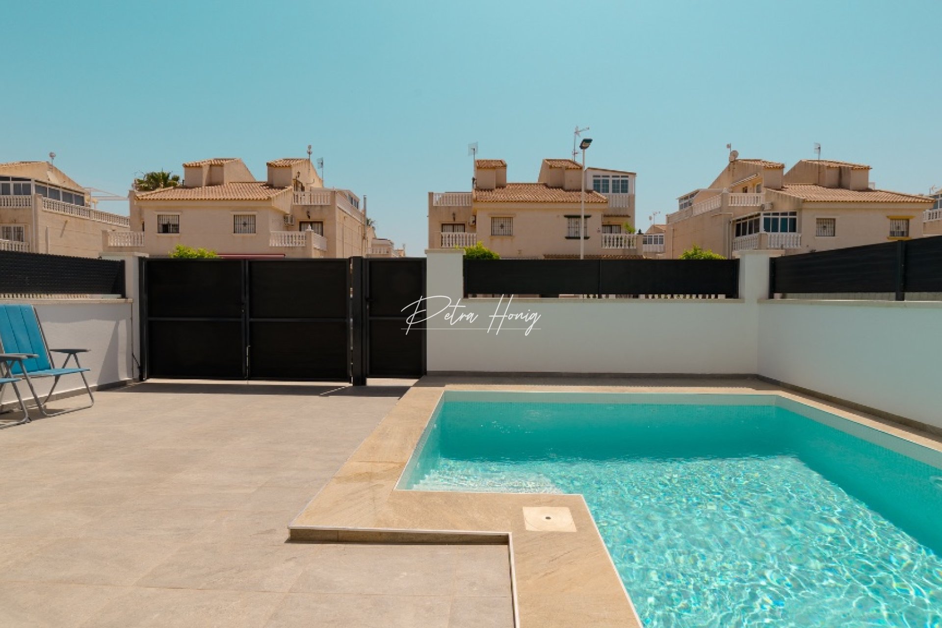 Til Salgs - Villa - Torrevieja