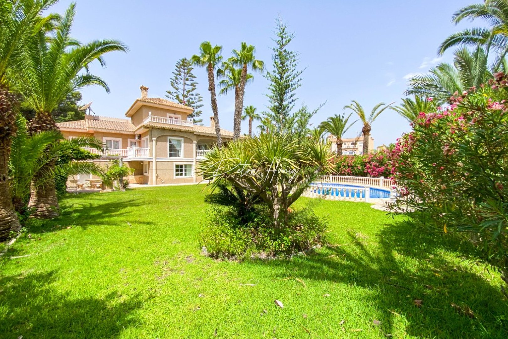Til Salgs - Villa - Villamartin