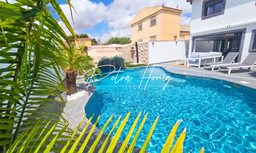 Townhouse - Resales - Other areas - Los Urrutias