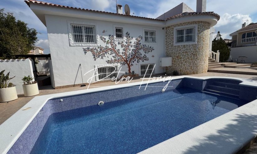 Villa - A Vendre - Benijófar - Benimar