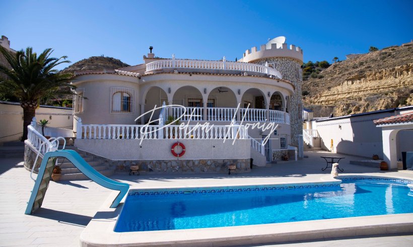 Villa - A Vendre - Ciudad Quesada - 240