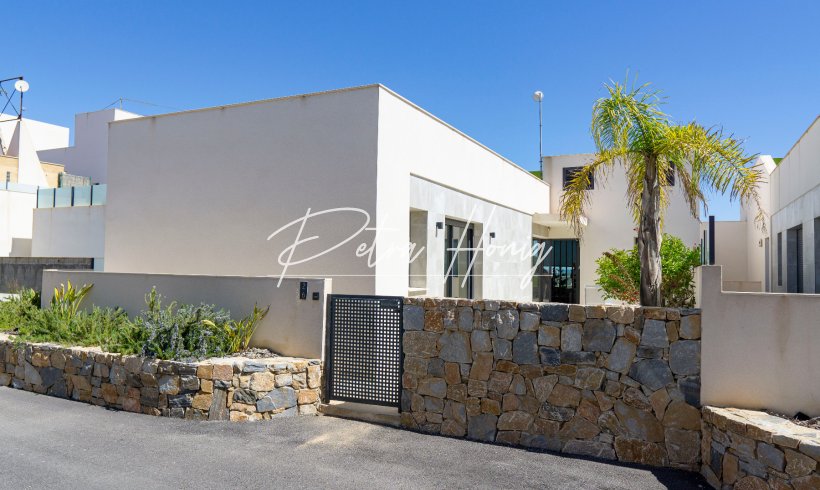 Villa - A Vendre - Ciudad Quesada - 291