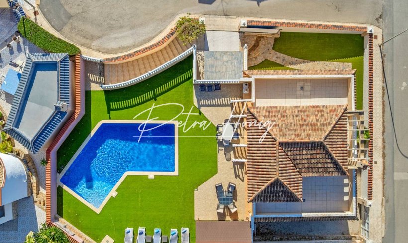 Villa - A Vendre - Ciudad Quesada - 921
