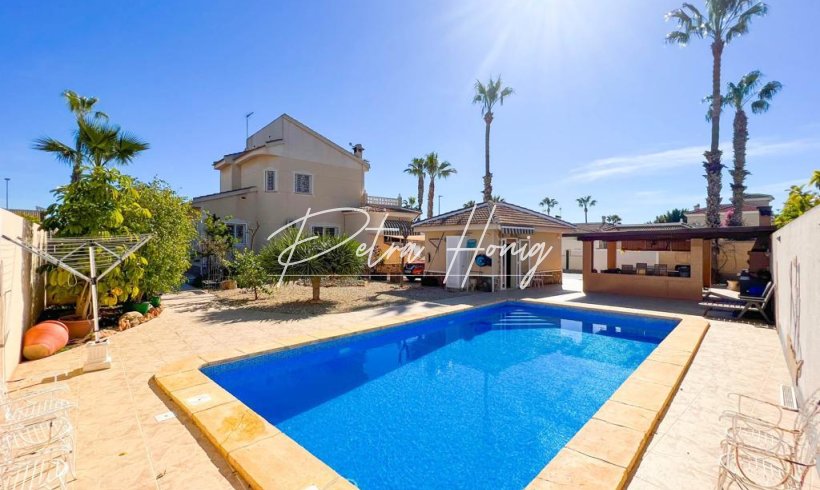 Villa - A Vendre - Ciudad Quesada - 959