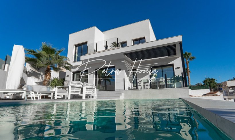 Villa - A Vendre - Ciudad Quesada - AD-231