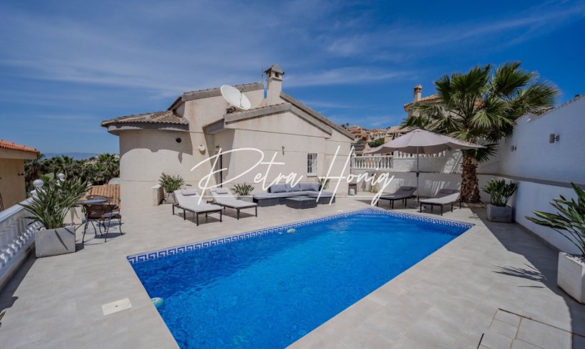 Villa - A Vendre - Ciudad Quesada - AD-282