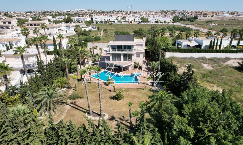 Villa - A Vendre - Ciudad Quesada - Pueblo Bravo