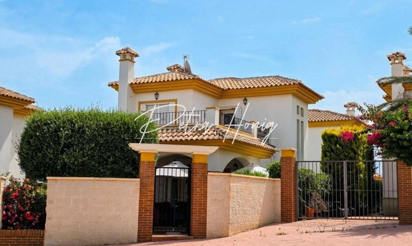 Villa - A Vendre - Ciudad Quesada - Pueblo Lucero