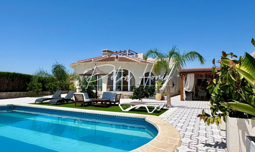Villa - A Vendre - Ciudad Quesada - Quesada Center